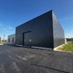 Dépôt atelier BTP de 300 m² réalisé en charpente métallique - réalisation client satisfait